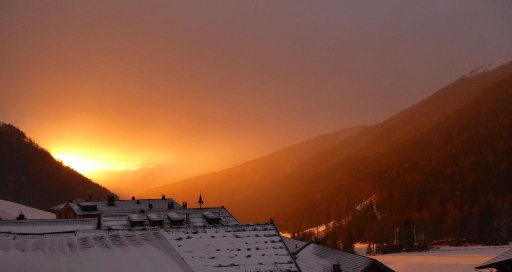 Hotel Edelweiss Маллес-Веноста Экстерьер фото